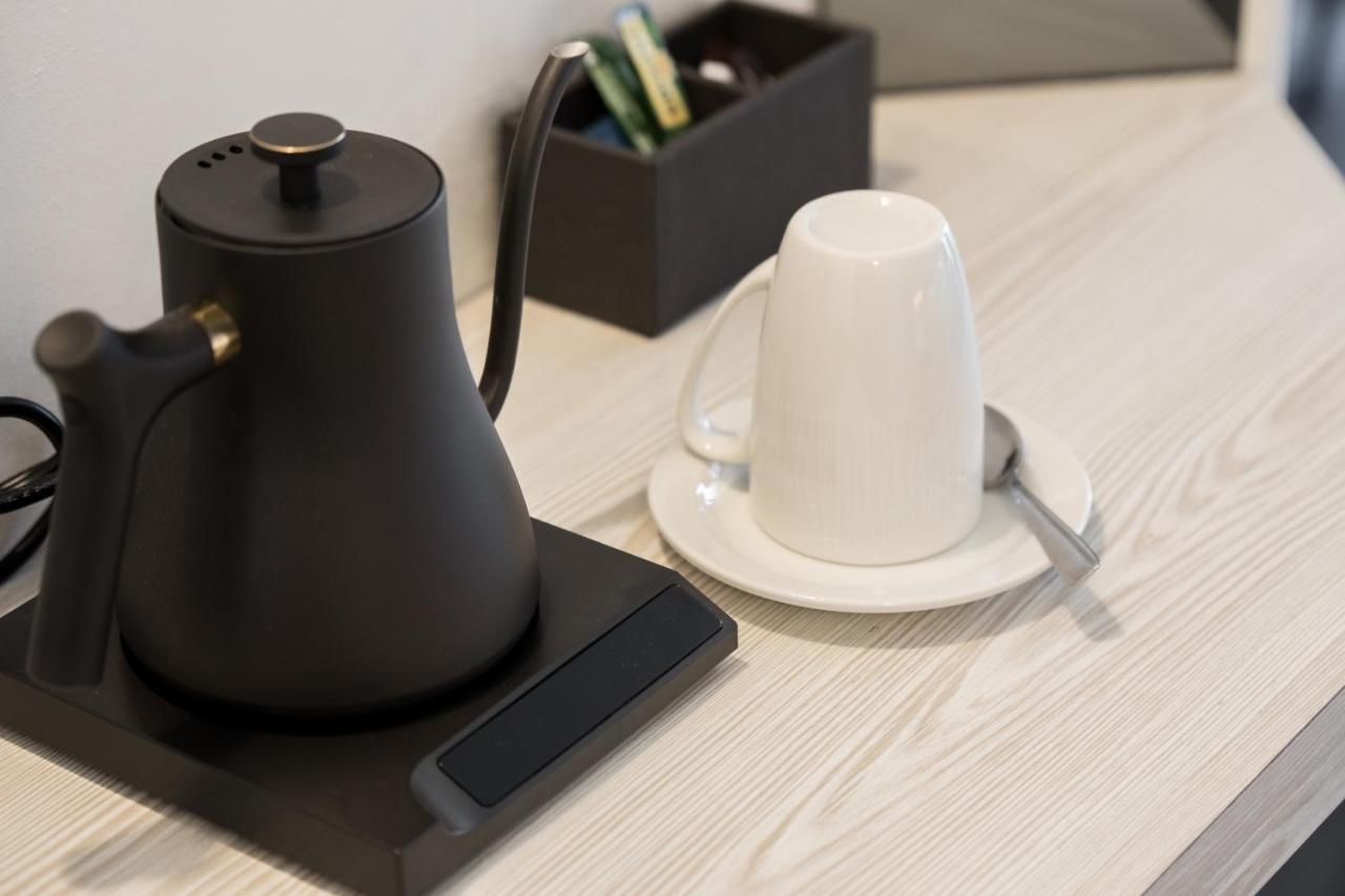 Hotel Aquila D'Oro Desenzano Десенцано дел Гарда Екстериор снимка